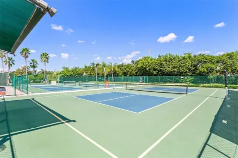 2334 Oakley Green Drive Sun City Center FL 33573