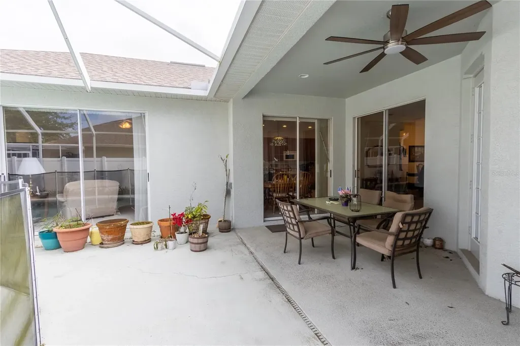 1812 Flower Branch Way Valrico FL 33594