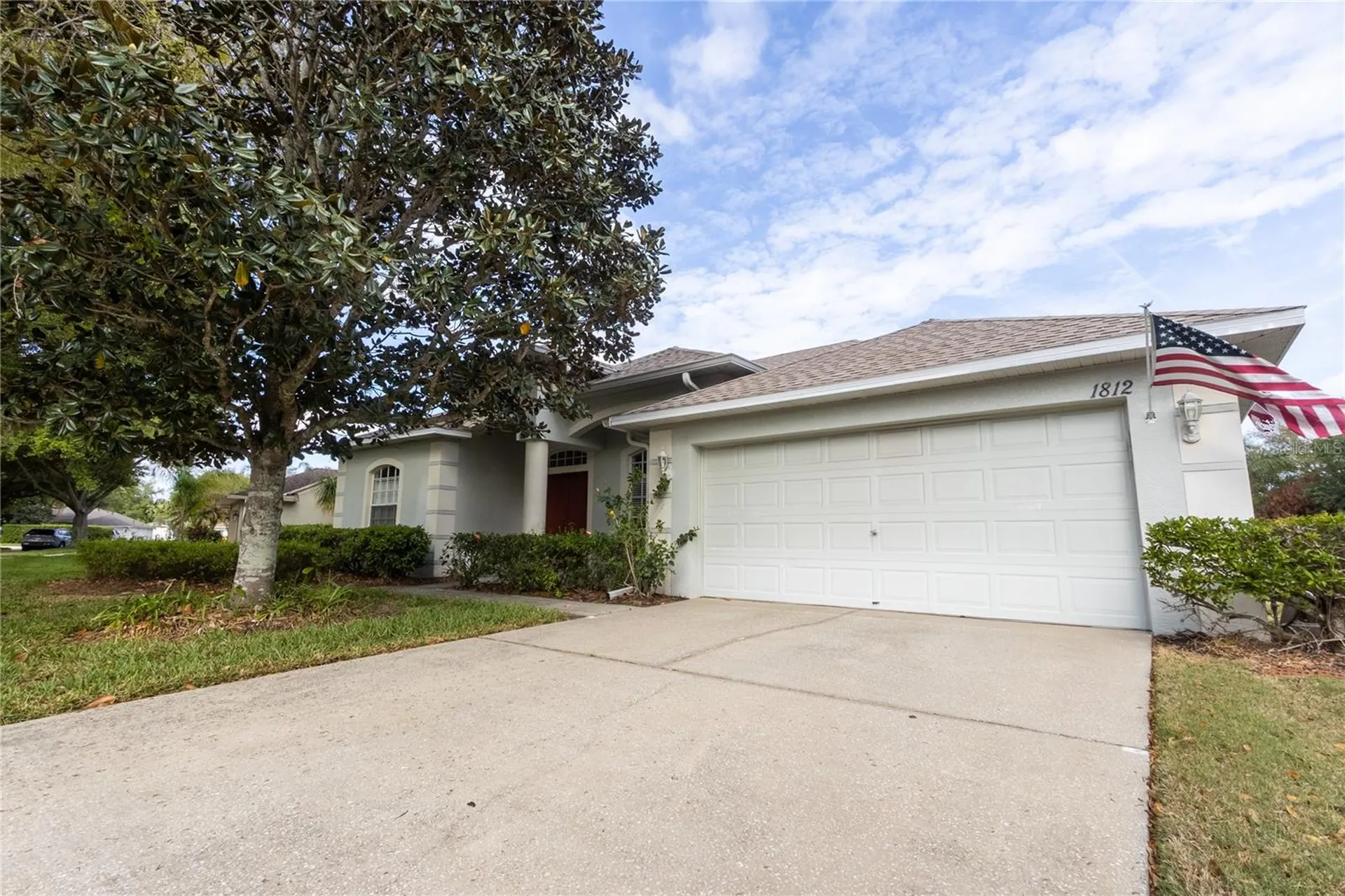 1812 Flower Branch Way Valrico FL 33594