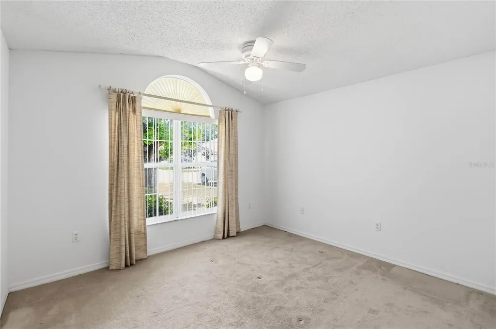 273 Curtis Avenue Groveland FL 34736