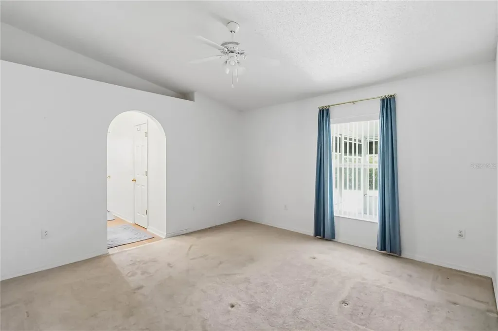 273 Curtis Avenue Groveland FL 34736
