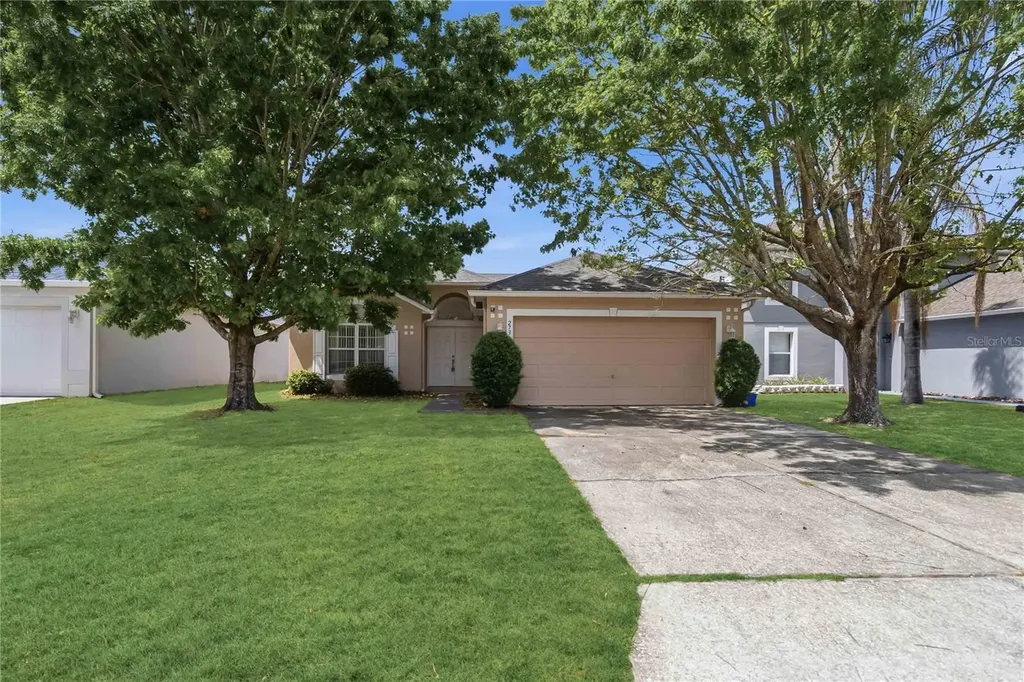 273 Curtis Avenue Groveland FL 34736