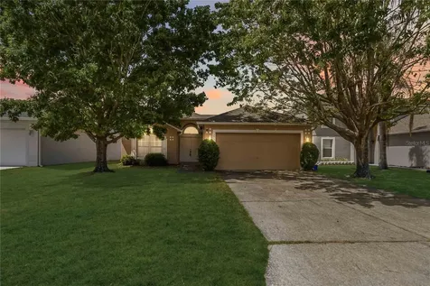 273 Curtis Avenue Groveland FL 34736