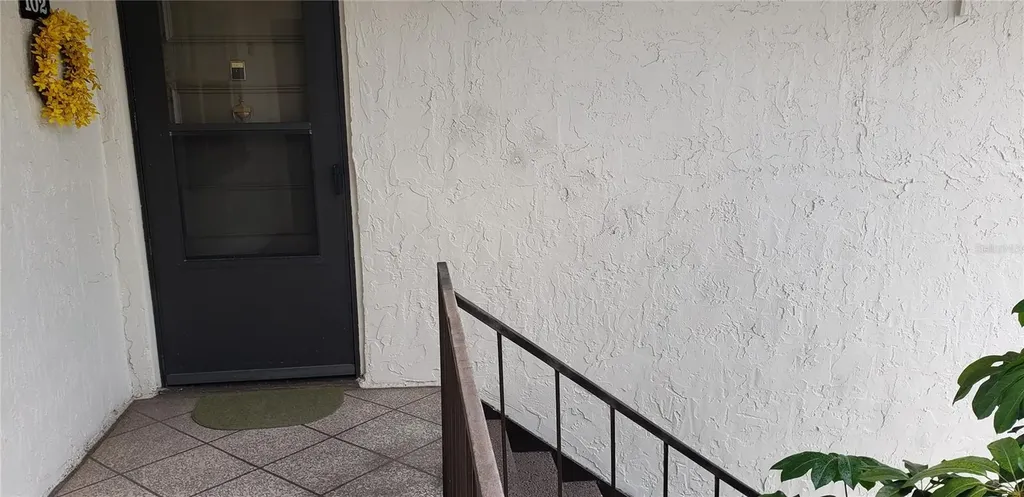 7701 Starkey Road Seminole FL 33777