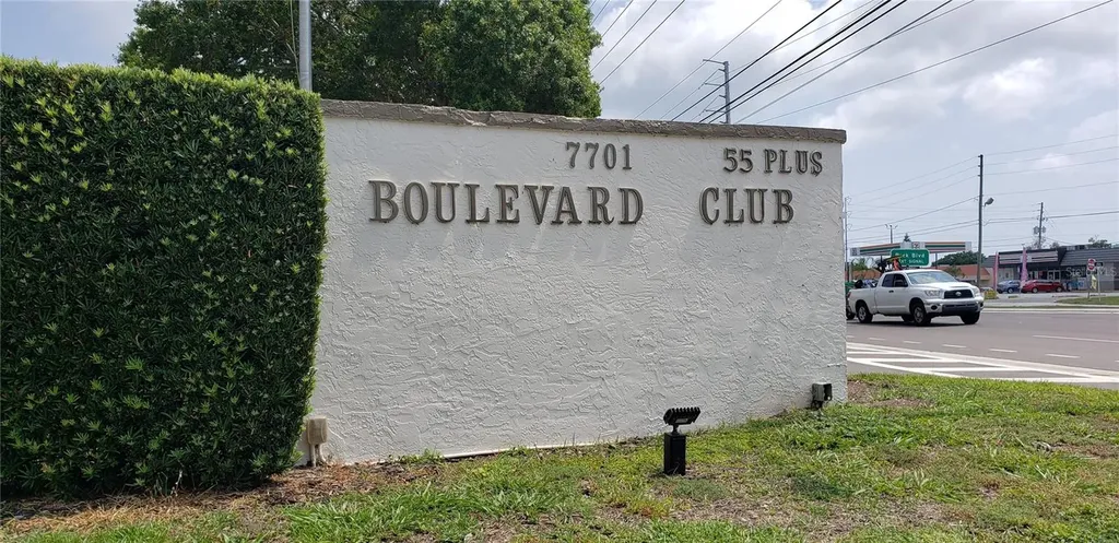 7701 Starkey Road Seminole FL 33777