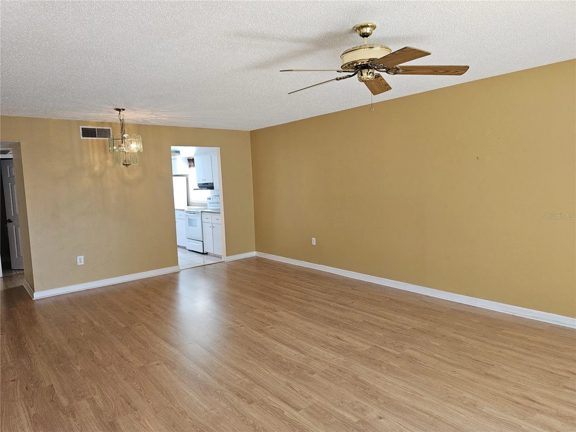 7701 Starkey Road Seminole FL 33777