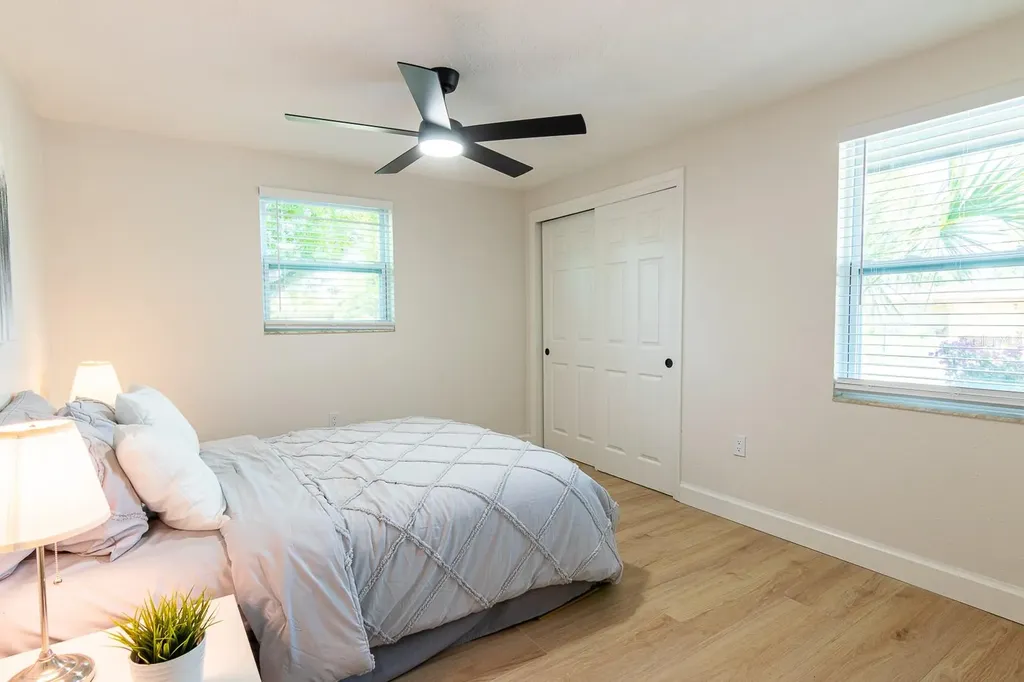 420 Archibald Avenue Sarasota FL 34243