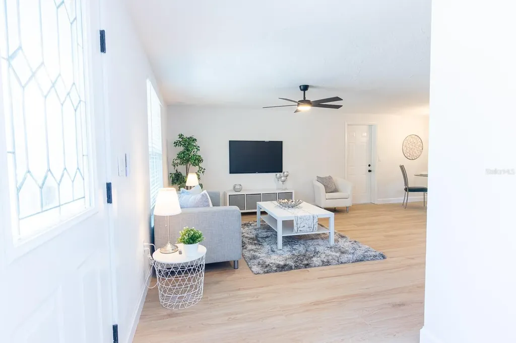 420 Archibald Avenue Sarasota FL 34243