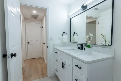 420 Archibald Avenue Sarasota FL 34243