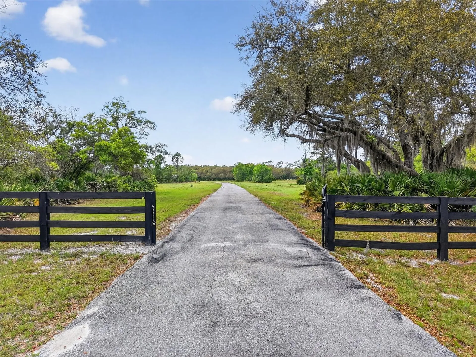 36707 County Road 439 Eustis FL 32736