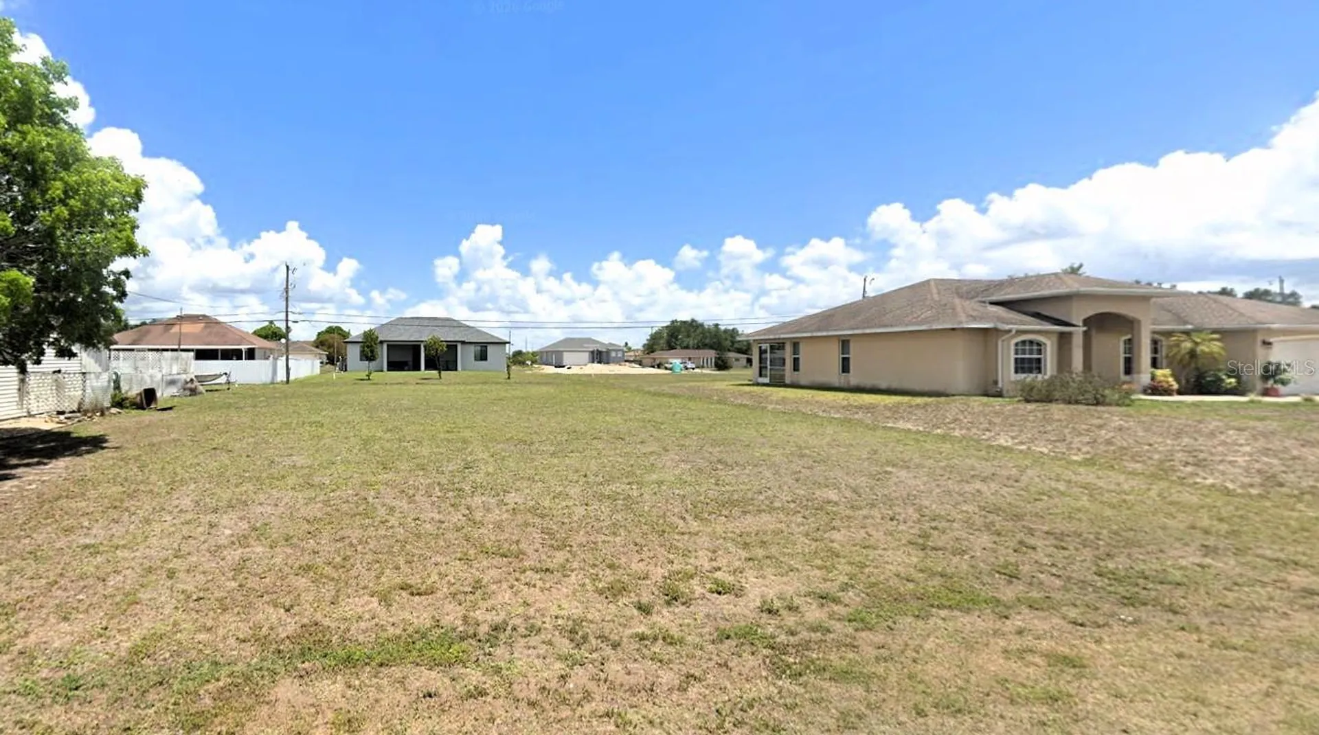 1407 NE 12th Place Cape Coral FL 33909
