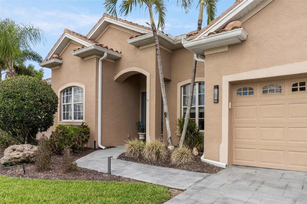 1872 Coconut Palm Circle North Port FL 34288