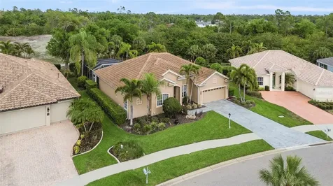 1872 Coconut Palm Circle North Port FL 34288