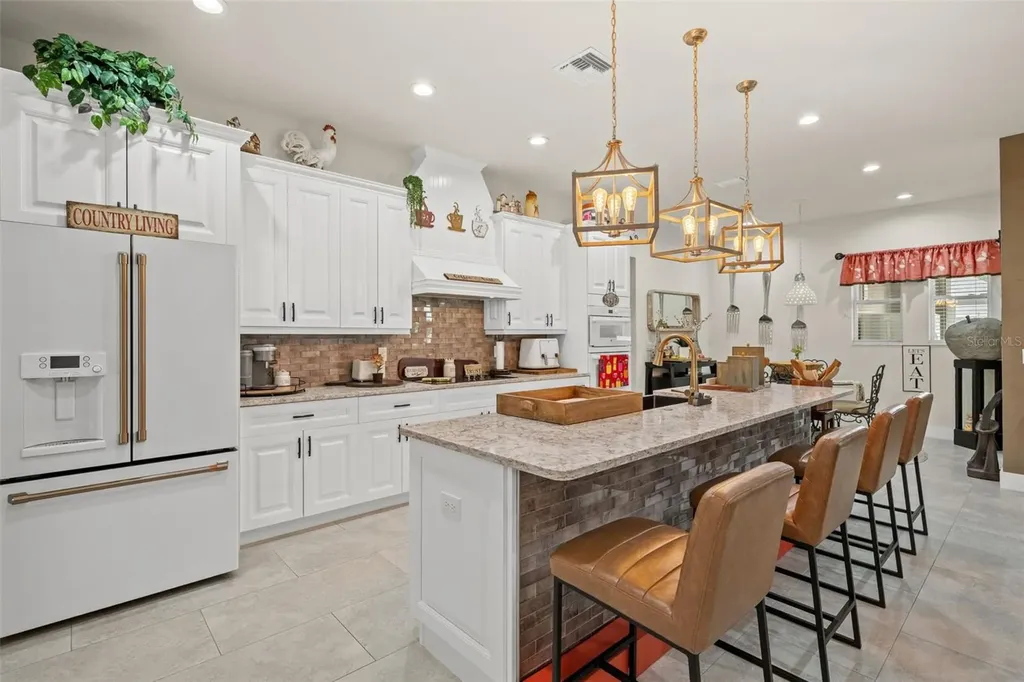 17601 Hanna Road Lutz FL 33549