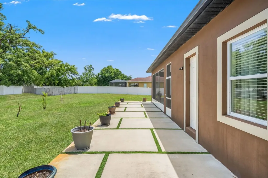 17601 Hanna Road Lutz FL 33549