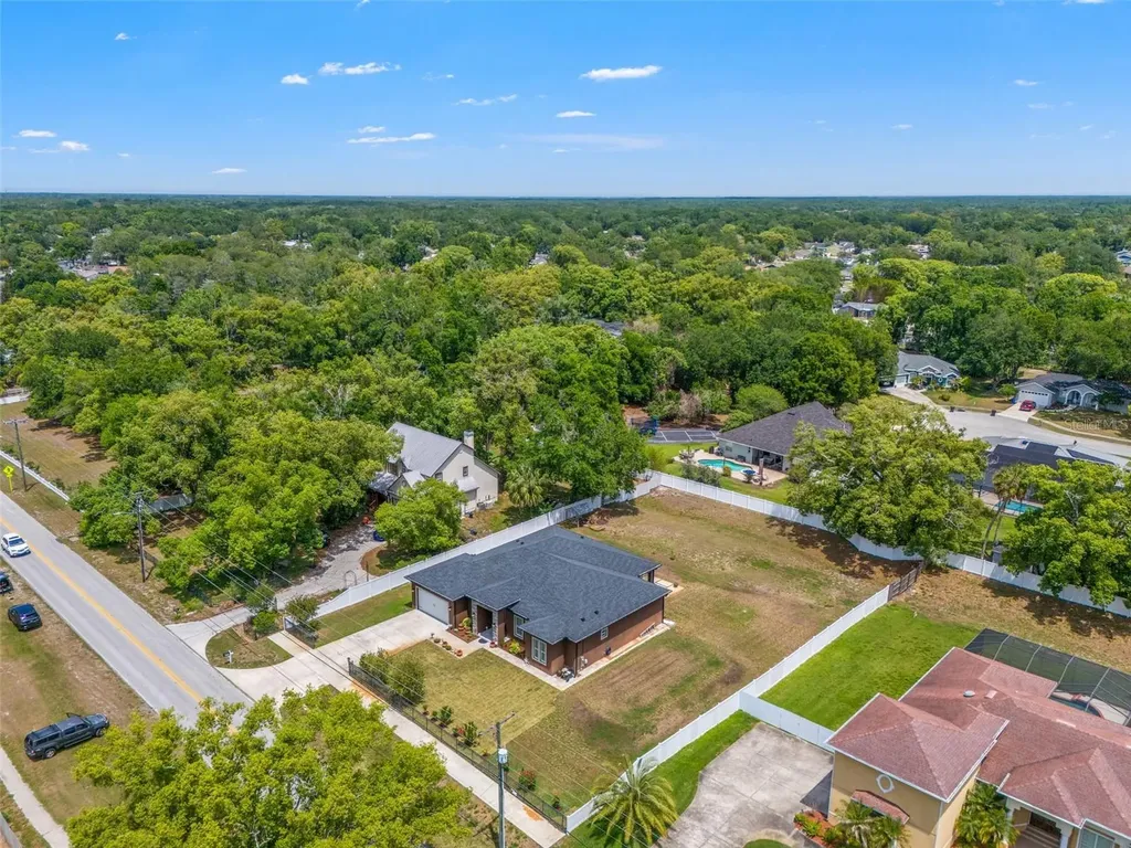 17601 Hanna Road Lutz FL 33549