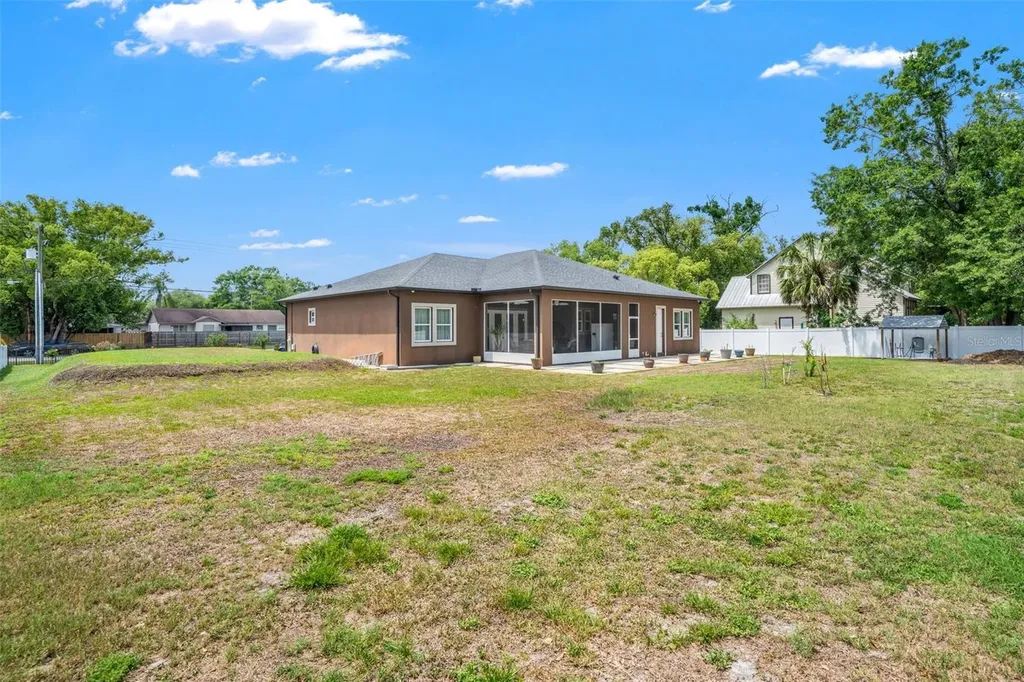 17601 Hanna Road Lutz FL 33549