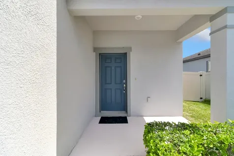 1793 Cayman Cove Circle St Cloud FL 34772