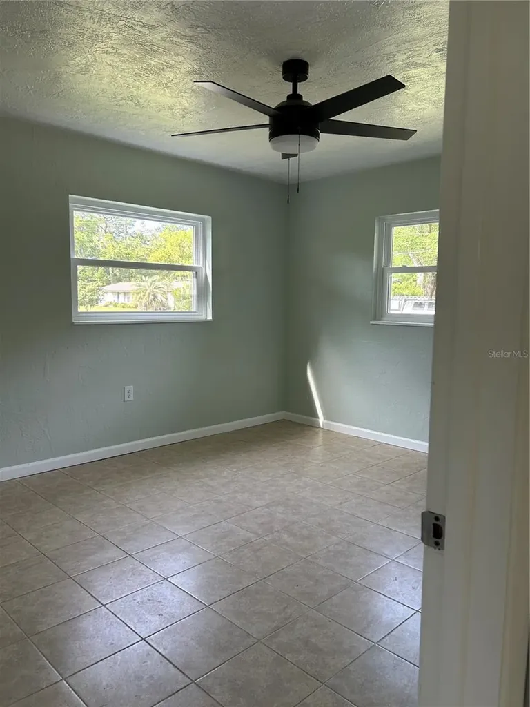 1643 NE 16th Avenue Ocala FL 34470