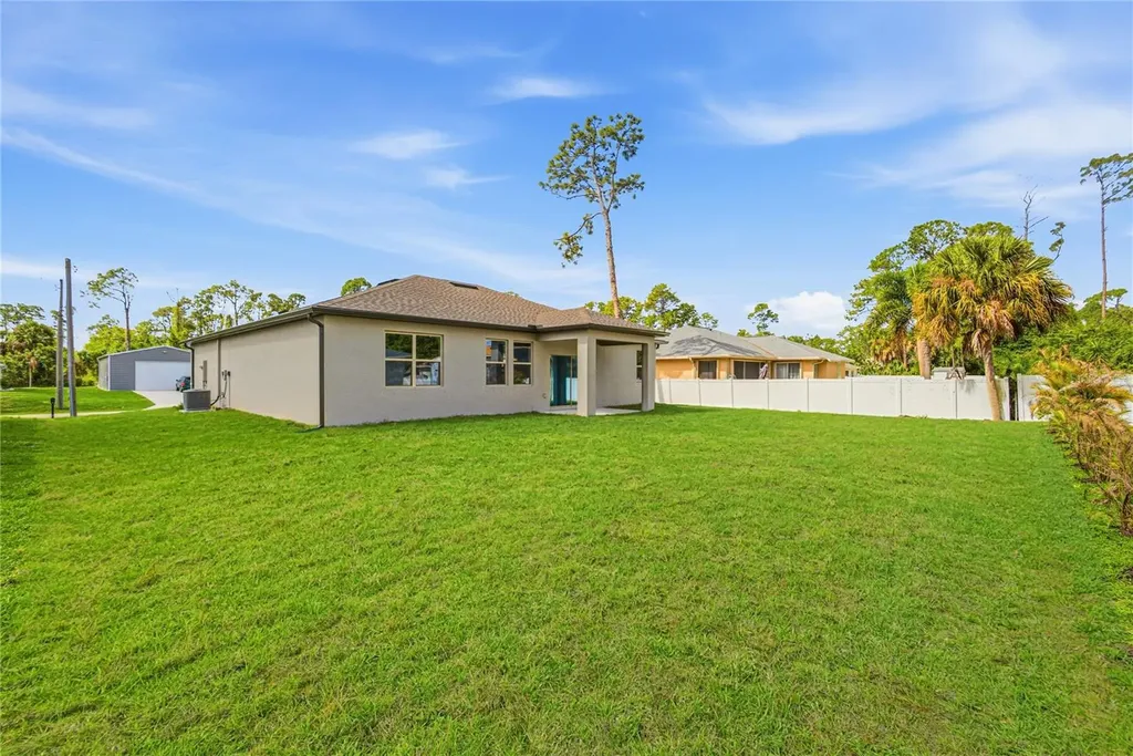 3752 Markle Avenue North Port FL 34286