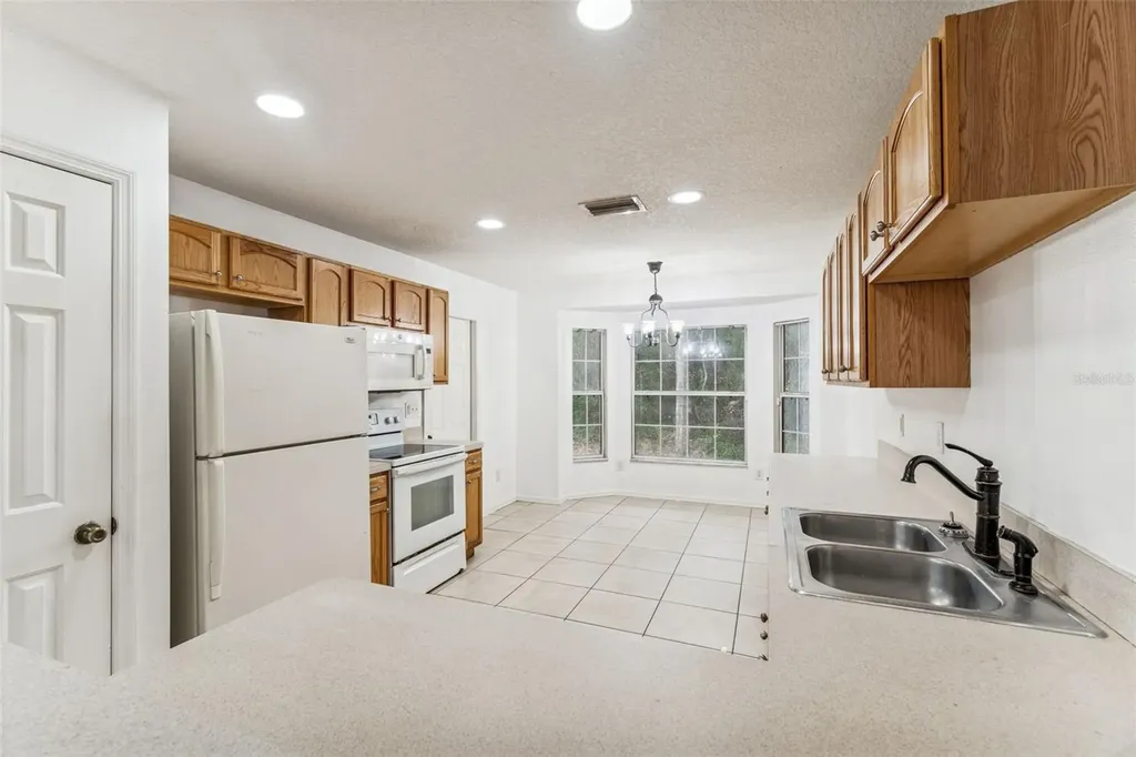 14 S Charles Avenue Inverness FL 34453