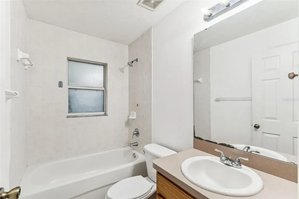 14 S Charles Avenue Inverness FL 34453