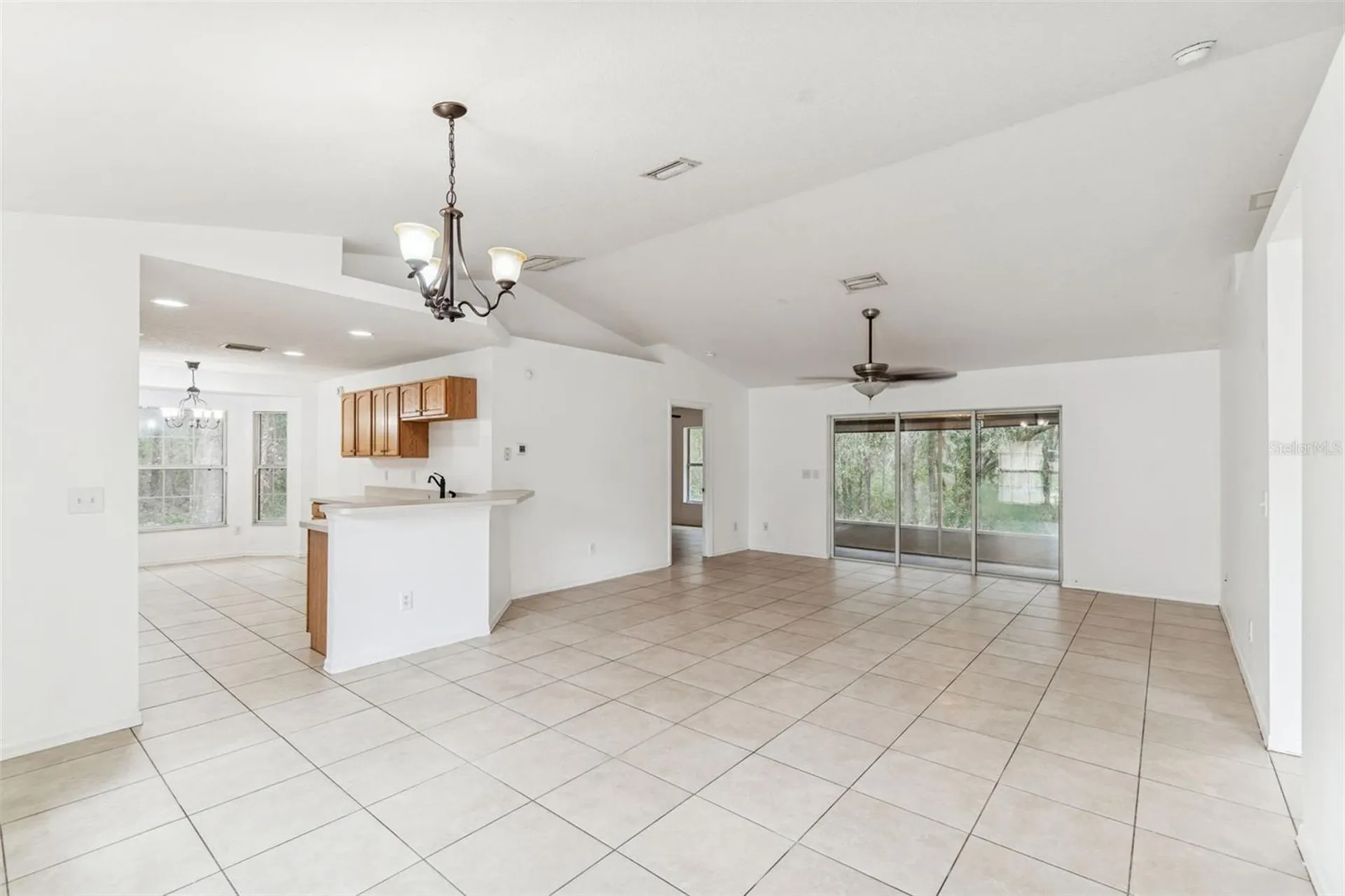 14 S Charles Avenue Inverness FL 34453