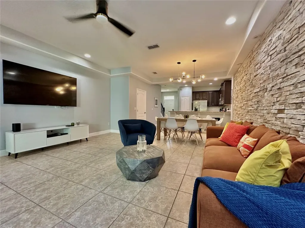 8111 Roseville Boulevard Davenport FL 33896