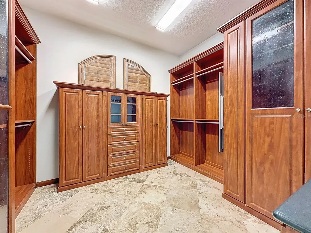 3997 Mimosa Place Palm Harbor FL 34685