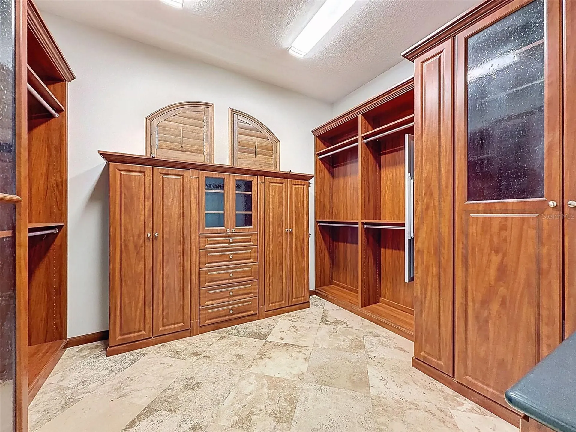3997 Mimosa Place Palm Harbor FL 34685