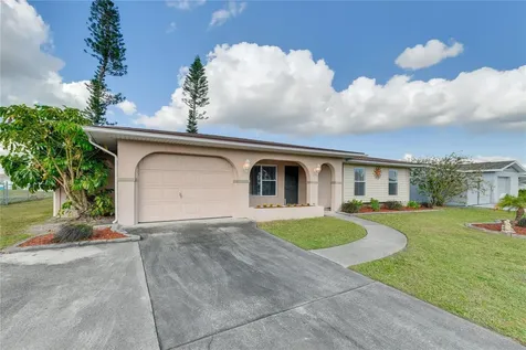 6222 Fabian Road North Port FL 34287