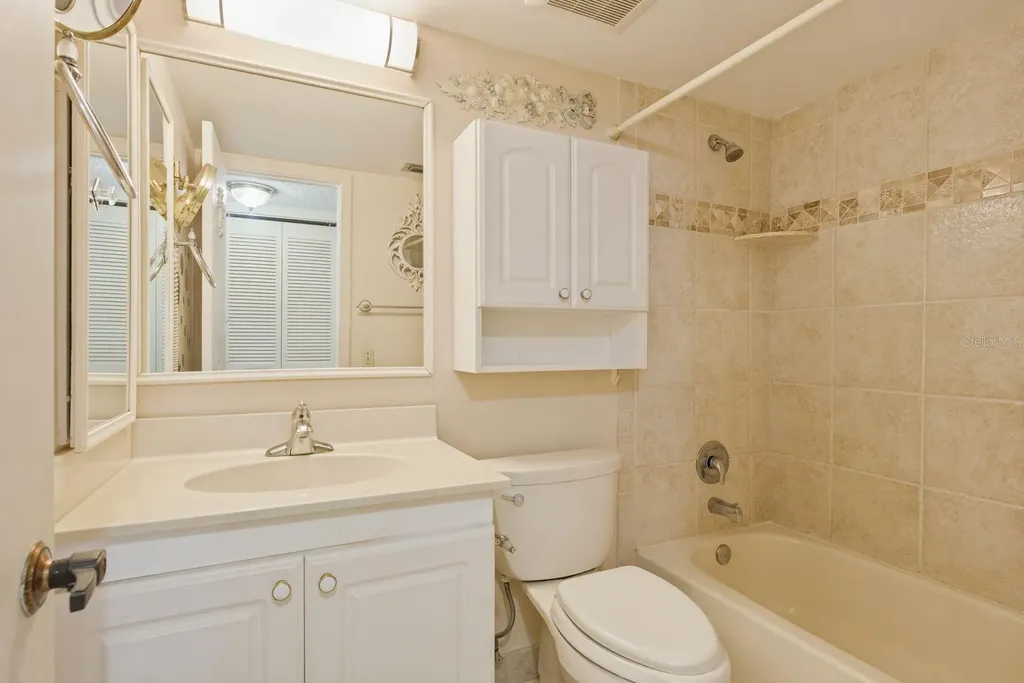 6287 Bahia Del Mar Circle St Petersburg FL 33715