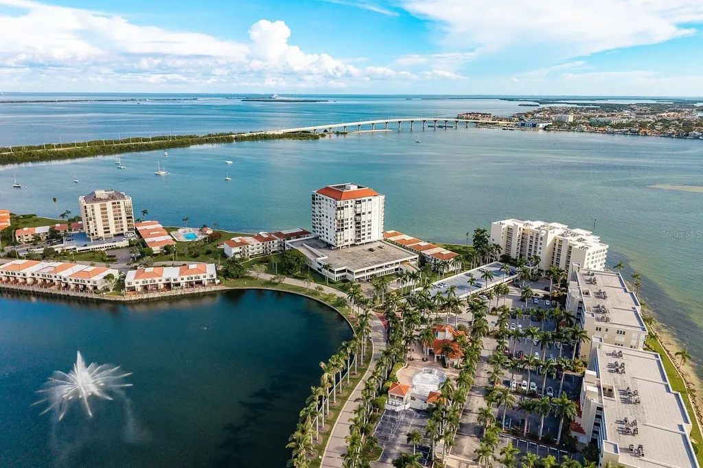 6287 Bahia Del Mar Circle St Petersburg FL 33715