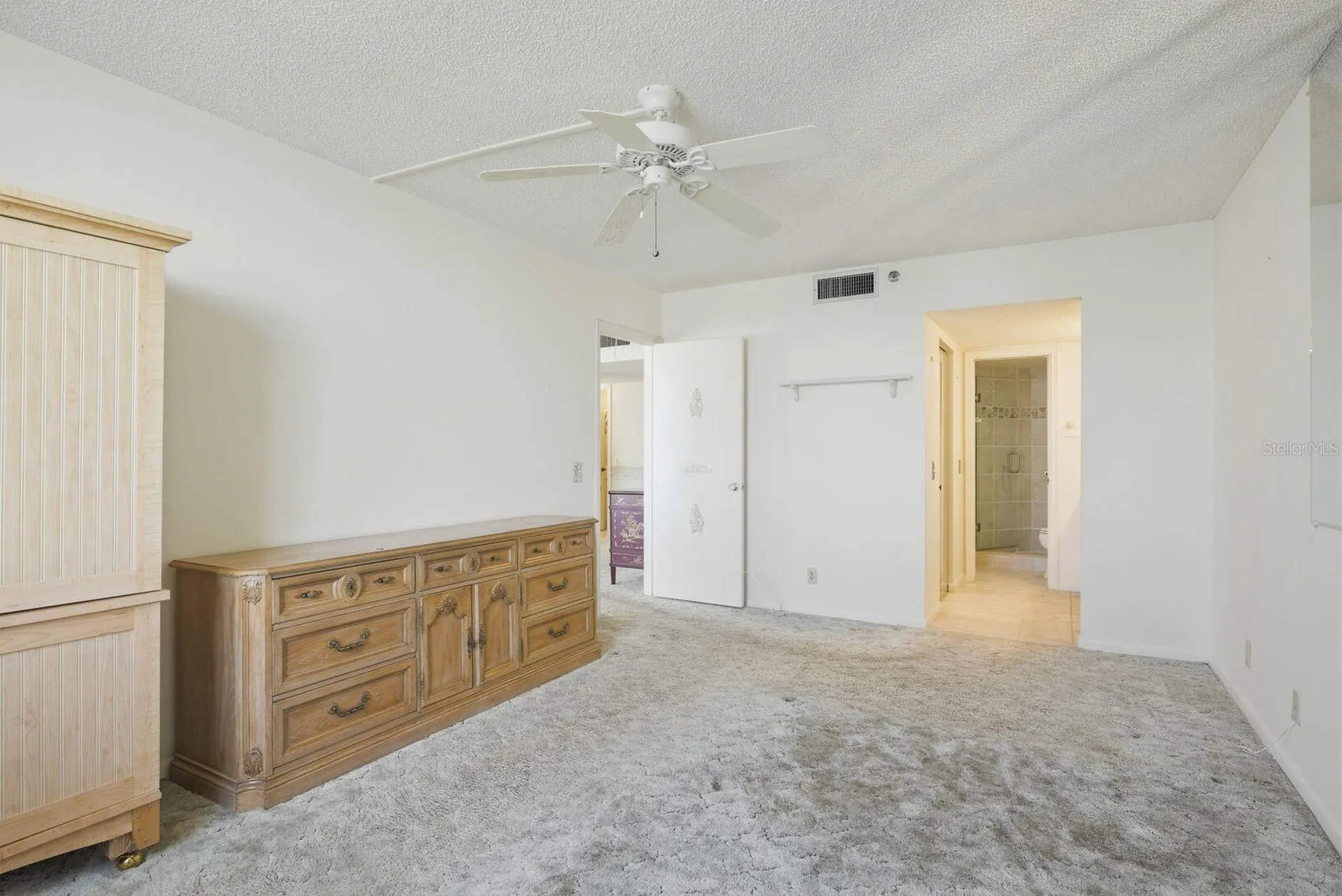 6287 Bahia Del Mar Circle St Petersburg FL 33715