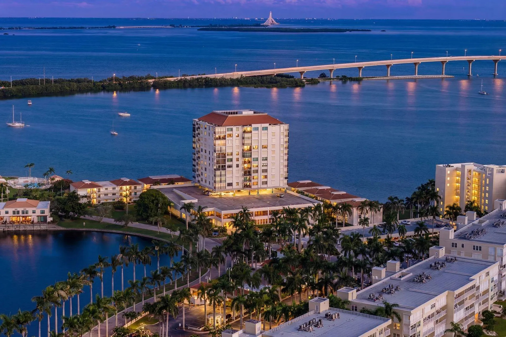 6287 Bahia Del Mar Circle St Petersburg FL 33715