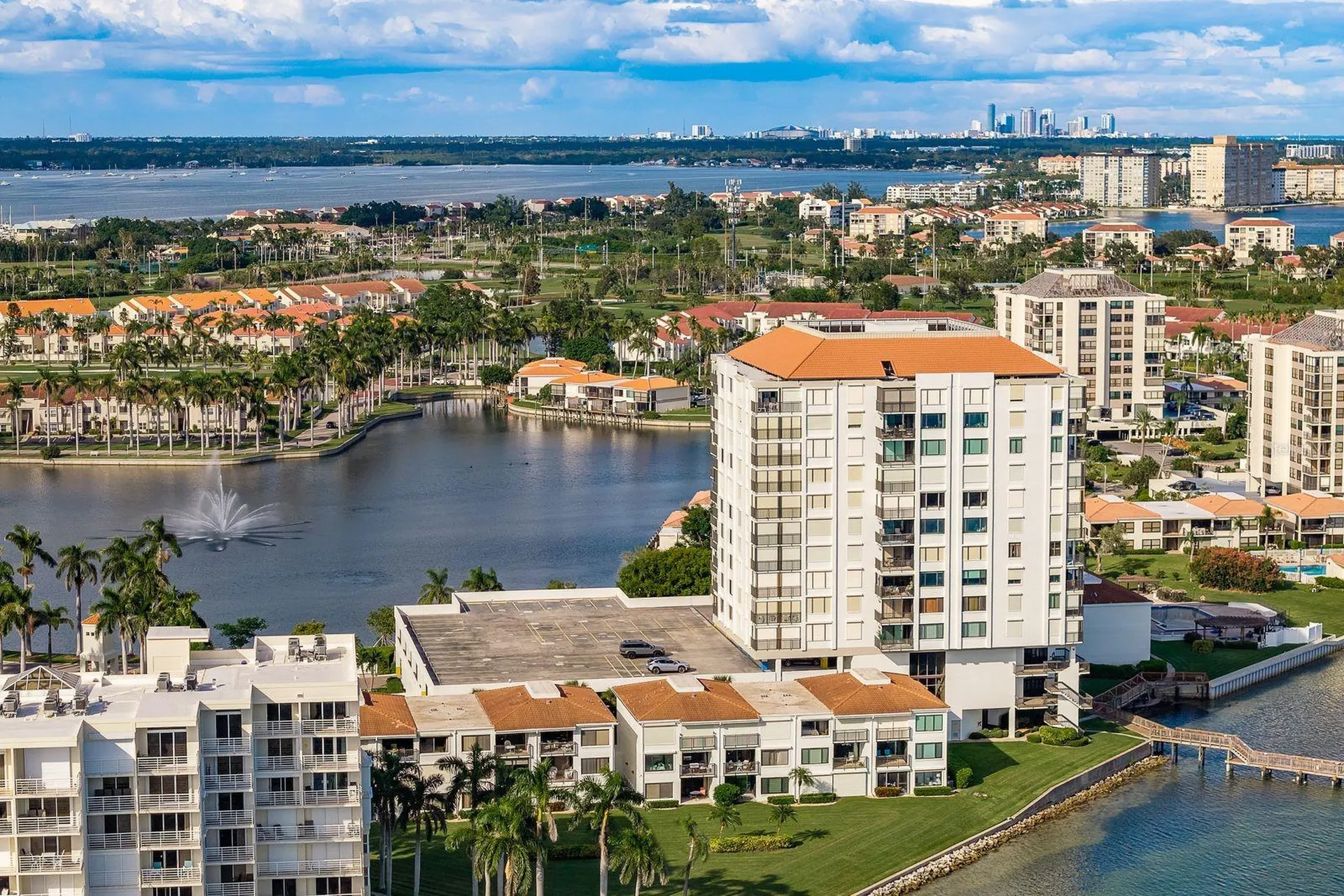 6287 Bahia Del Mar Circle St Petersburg FL 33715