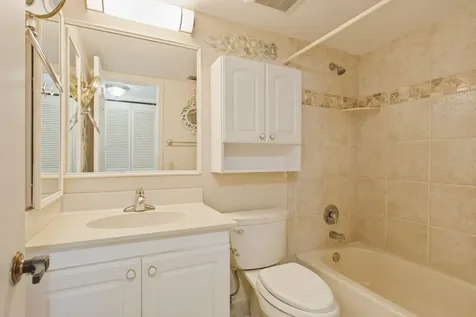 6287 Bahia Del Mar Circle St Petersburg FL 33715