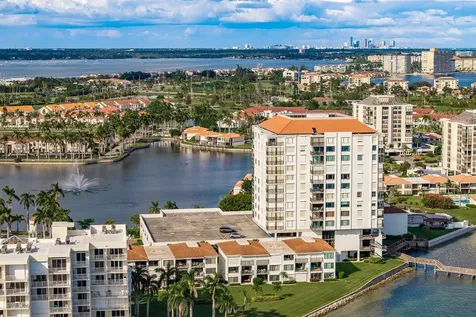 6287 Bahia Del Mar Circle St Petersburg FL 33715