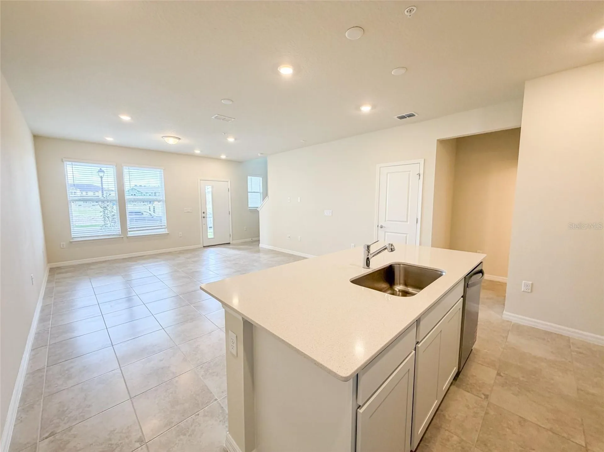 10537 Glowing Beacon Street Orlando FL 32829