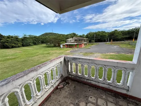 901 Antg Rest Bordelais Maunabo PR 00707