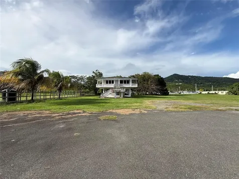 901 Antg Rest Bordelais Maunabo PR 00707