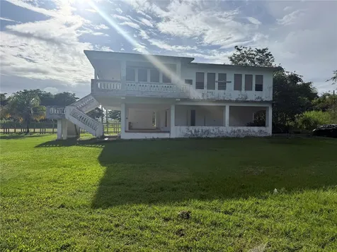 901 Antg Rest Bordelais Maunabo PR 00707