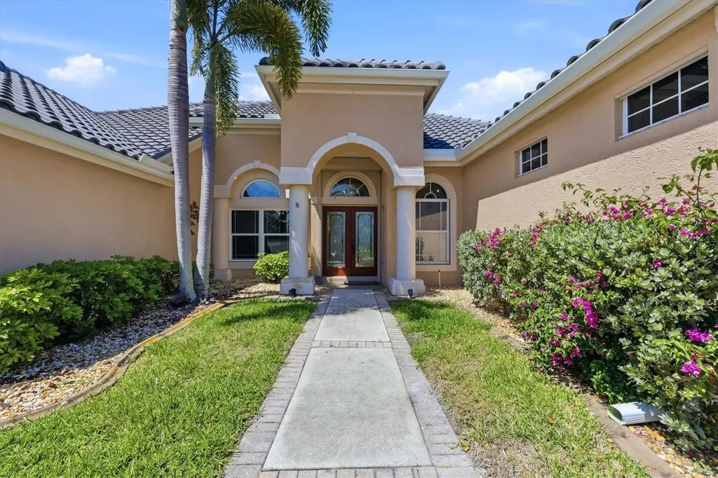 3323 Lakeview Lane North Port FL 34287