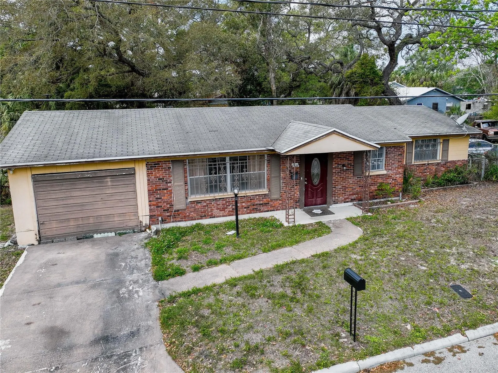 2928 Banza Street Tampa FL 33605