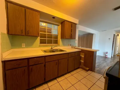 2928 Banza Street Tampa FL 33605
