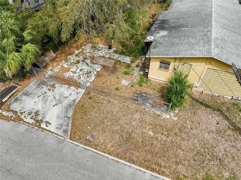 2928 Banza Street Tampa FL 33605