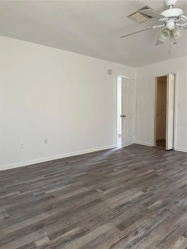 2074 Dodge Street Clearwater FL 33760