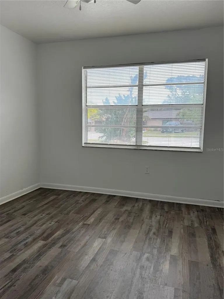 2074 Dodge Street Clearwater FL 33760
