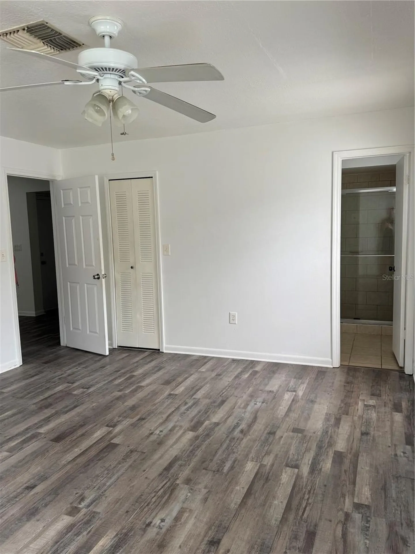 2074 Dodge Street Clearwater FL 33760