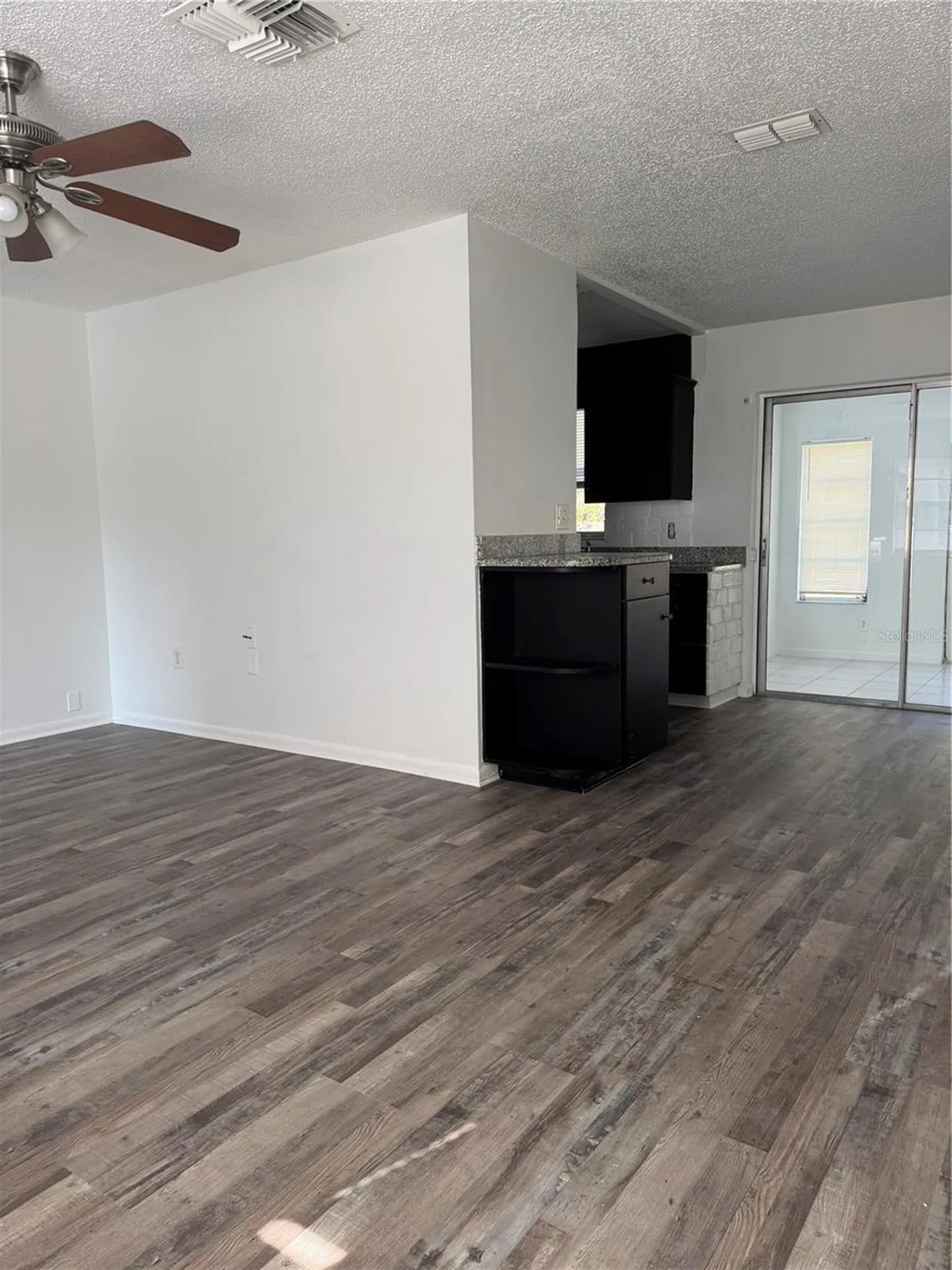 2074 Dodge Street Clearwater FL 33760